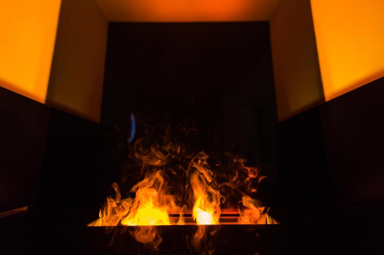 Apartment Plaza ----Wallbox 11Kw 16A ----- Private Spa- Jacuzzi, Infrared Sauna, Luxury Massage Chair, Parking, Entry With Pin 0 - 24H, Free Cancellation 24 Hours Before Check In 슬라본스키브로드 외부 사진